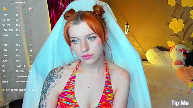 MeganNewCat's Live XXX Chat