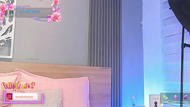 Živý XXX chat Elise-Leyton