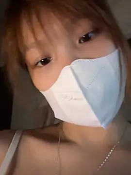 Sayhi-bibi 在線直播表演
