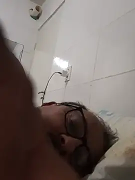Misterymem63 Adlı Modelin Canlı XXX Sohbeti