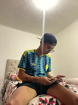 Andres_boy252's Live XXX Chat