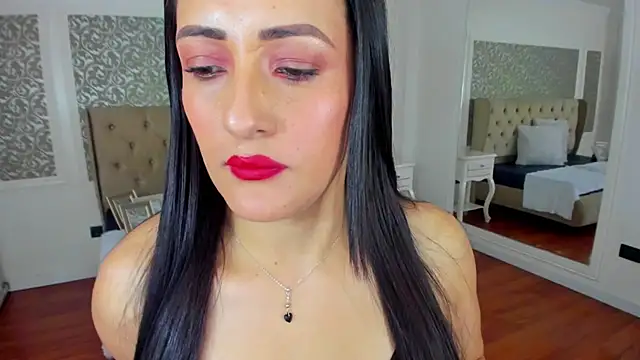 KimWessel_ XXX чат на живо