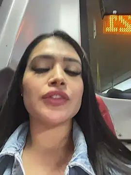 Chat XXX ao vivo de Sara_fun