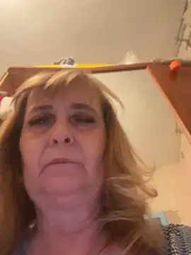 Irina2909@xh: απευθείας συνομιλία ΧΧΧ