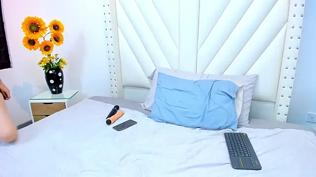 Živý XXX chat Paulynavera