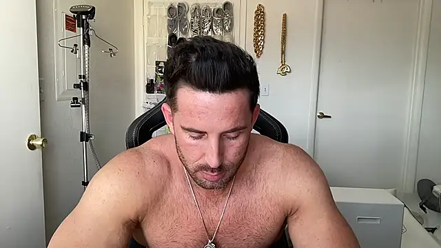 brettmycles28 Show Webcam