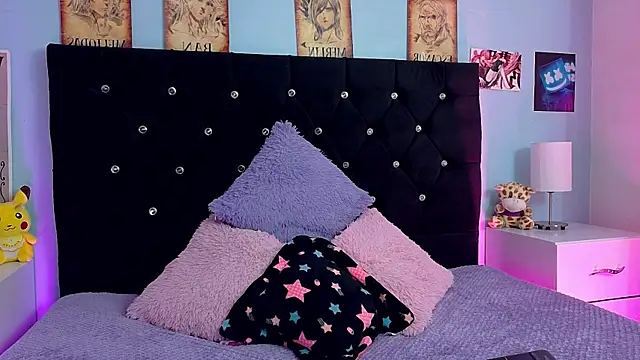 lizz_bela1 Adlı Modelin Canlı XXX Sohbeti