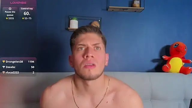 צ'אט XXX בשידור חי של SebastianMaximoff_