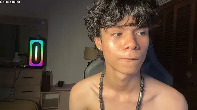 OopsAgain_ – Naživo XXX chat