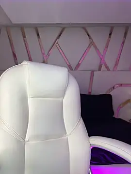 Chat +18 de Elaarajim ao vivo
