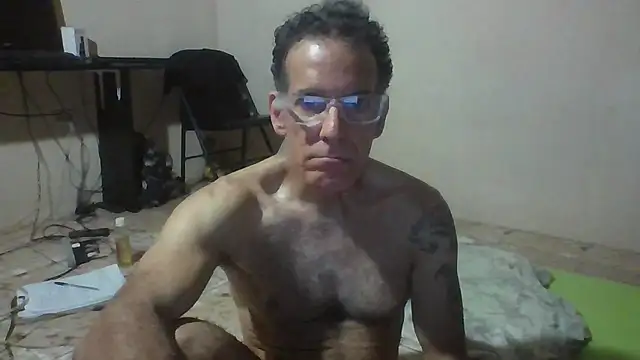 CaptainFox's Live XXX Chat