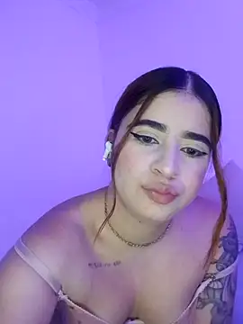 MartinaConnorr Chat XXX in diretta
