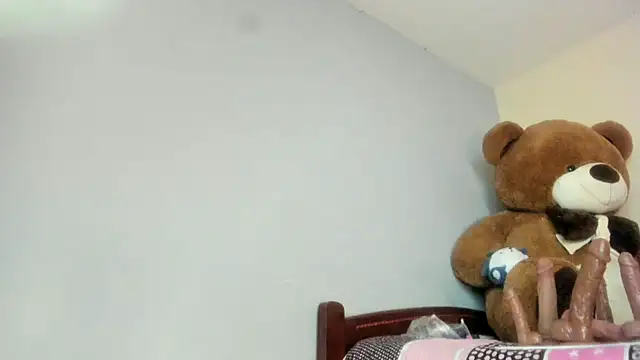 cami_hot_tits élő XXX-chatje