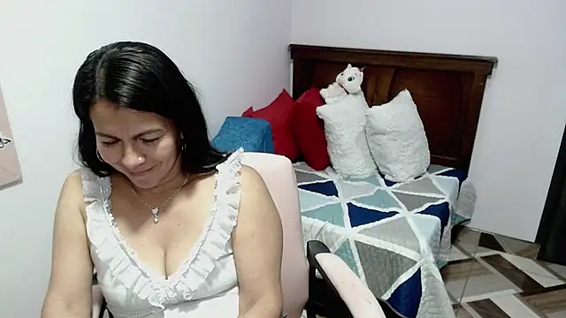 camilavargas_'s Live XXX Chat