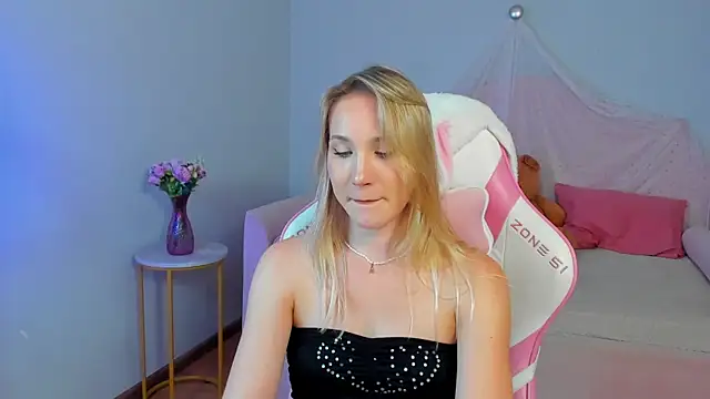 Chat XXX Live ElaraVoltage