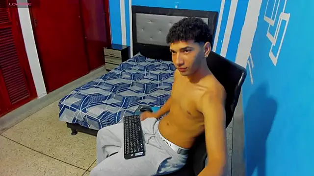 efrain_boy: απευθείας συνομιλία ΧΧΧ