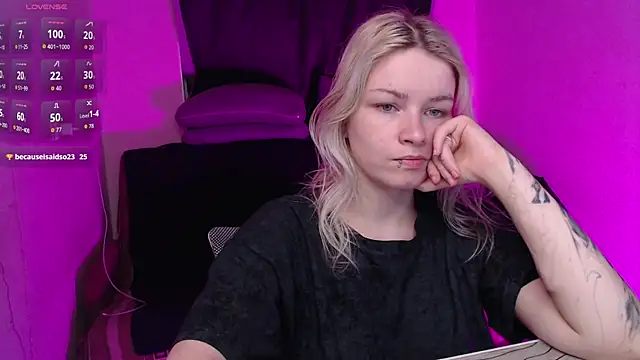 CherryNight6's Live XXX Chat