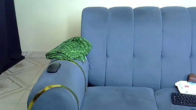 nicolesbiggy's Live XXX Chat