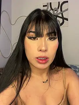 Jade-Naughty 现场XXX聊天