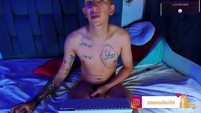 Chat +18 de Zoe_Axel1 ao vivo