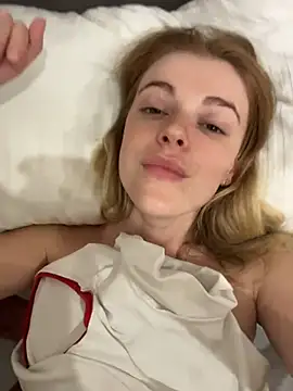 XXX chat uživo modela HarrietDart
