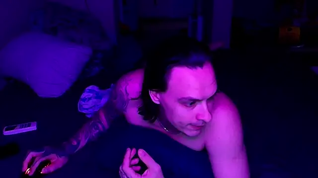 Chat +18 de baphomet_from_ice ao vivo