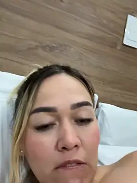 Онлайн чат XXX Danielavegax
