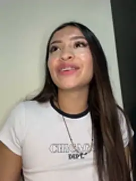 Itze_Mua Chat XXX in diretta