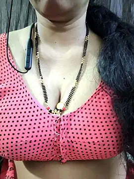 XXX chat uživo modela bhuvana_555