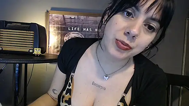 Chat XXX en directo de Mickyta