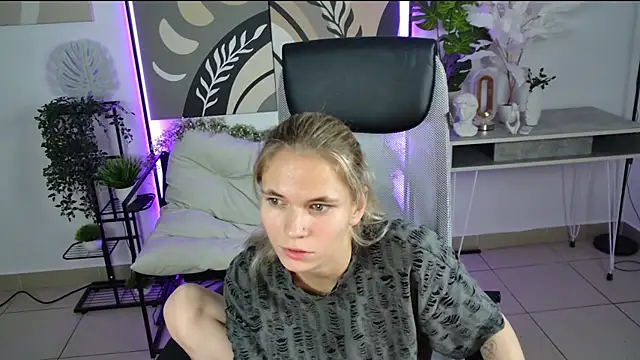 Chat XXX en directo de effyfetcher