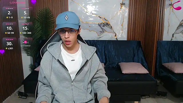Chat XXX en directo de Martin_tay