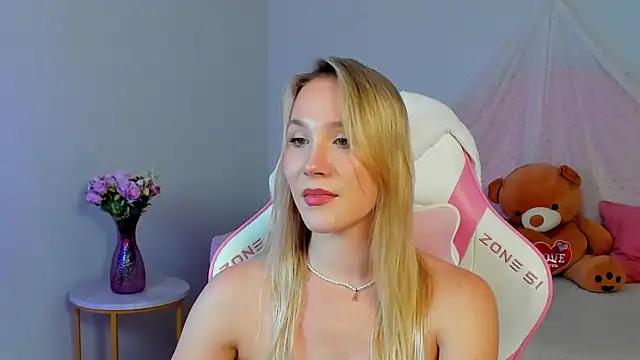 Živý XXX chat ElaraVoltage