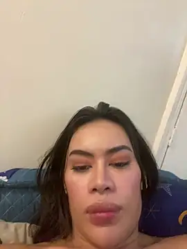 hechanovaa Adlı Modelin Canlı XXX Sohbeti