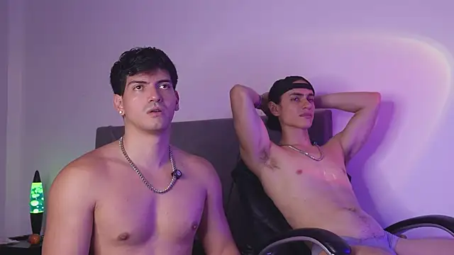Pokazy przed kamerką – bbbeachboy