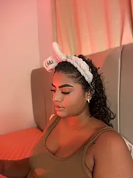 karlitamonroe Chat XXX in diretta