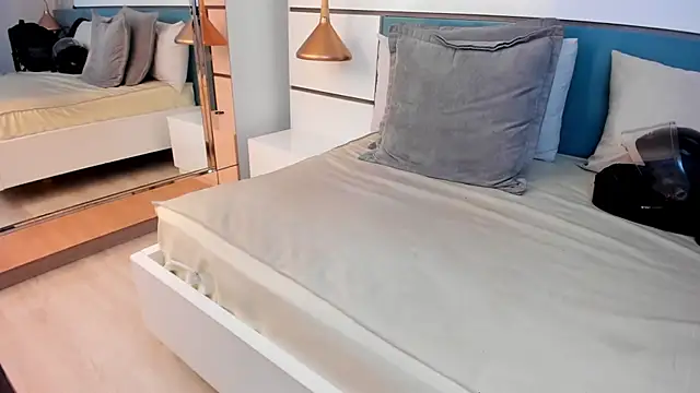 Chat +18 de Ashkoreh ao vivo