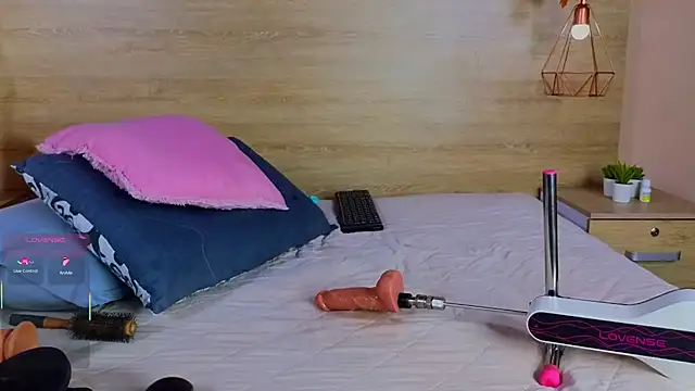 Онлайн чат XXX Elianmoon