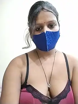hotyrani07 Adlı Modelin Canlı XXX Sohbeti