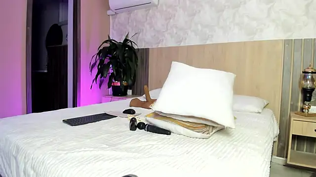 rebeca_cortez_ Chat XXX live