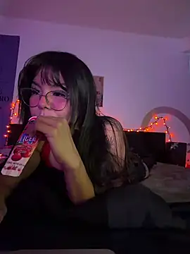Akane_Chan 即時 XXX 聊天