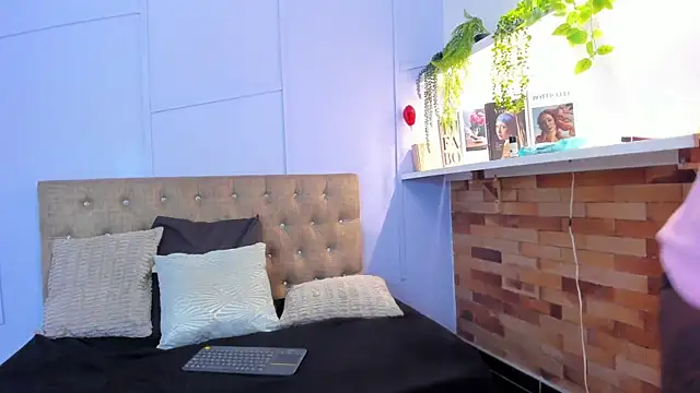 amber-hill's Live XXX Chat