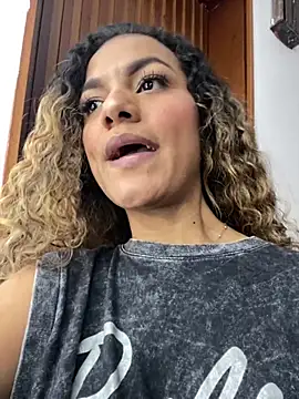 Chat XXX ao vivo de AngelPinkk_