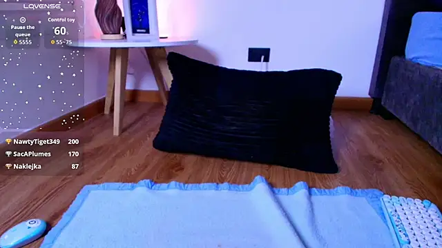 tati_cardenas Adlı Modelin Canlı XXX Sohbeti