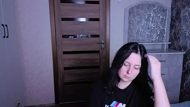 Kristy-Max: онлайн-секс-чат