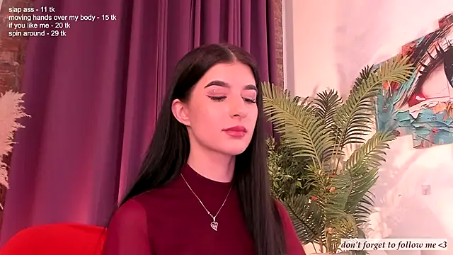 LauraCoy Adlı Modelin Canlı XXX Sohbeti