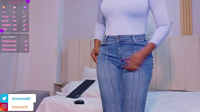 Kima1_ Adlı Modelin Canlı XXX Sohbeti