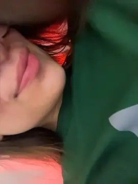 MariaIsabella8 élő XXX-chatje