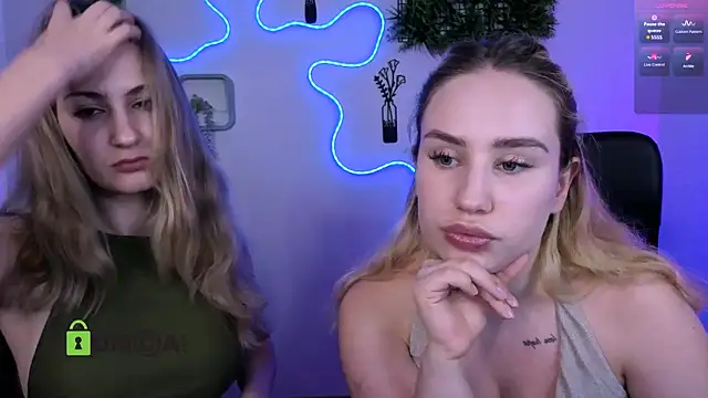 riley_sanders' Live XXX Chat