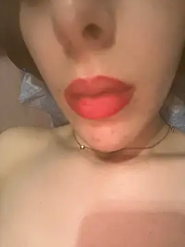 Mimisixo Adlı Modelin Canlı XXX Sohbeti